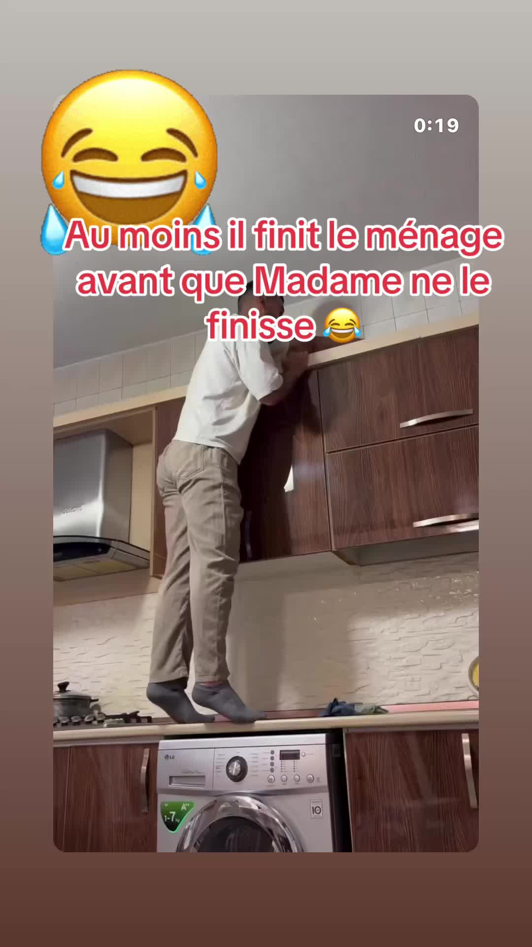 @Loune