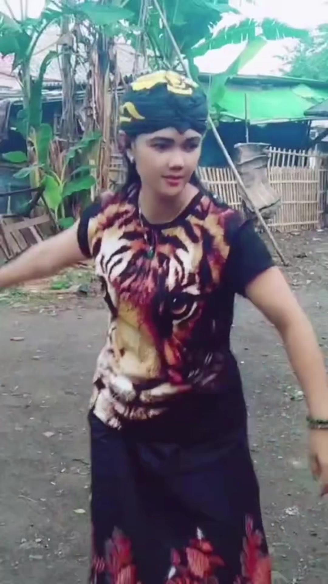 @TelogodogBUNDA YANA