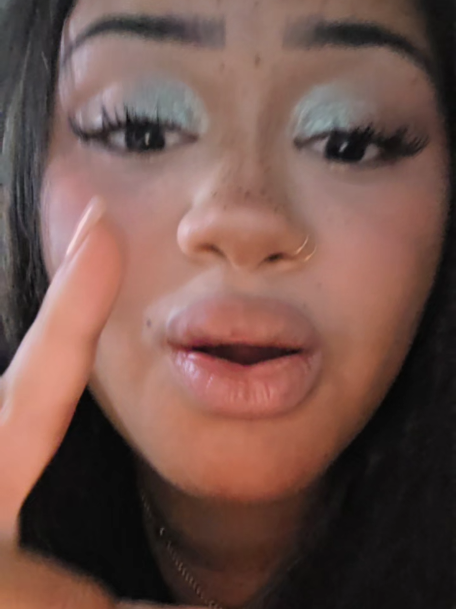 @Ayoko
