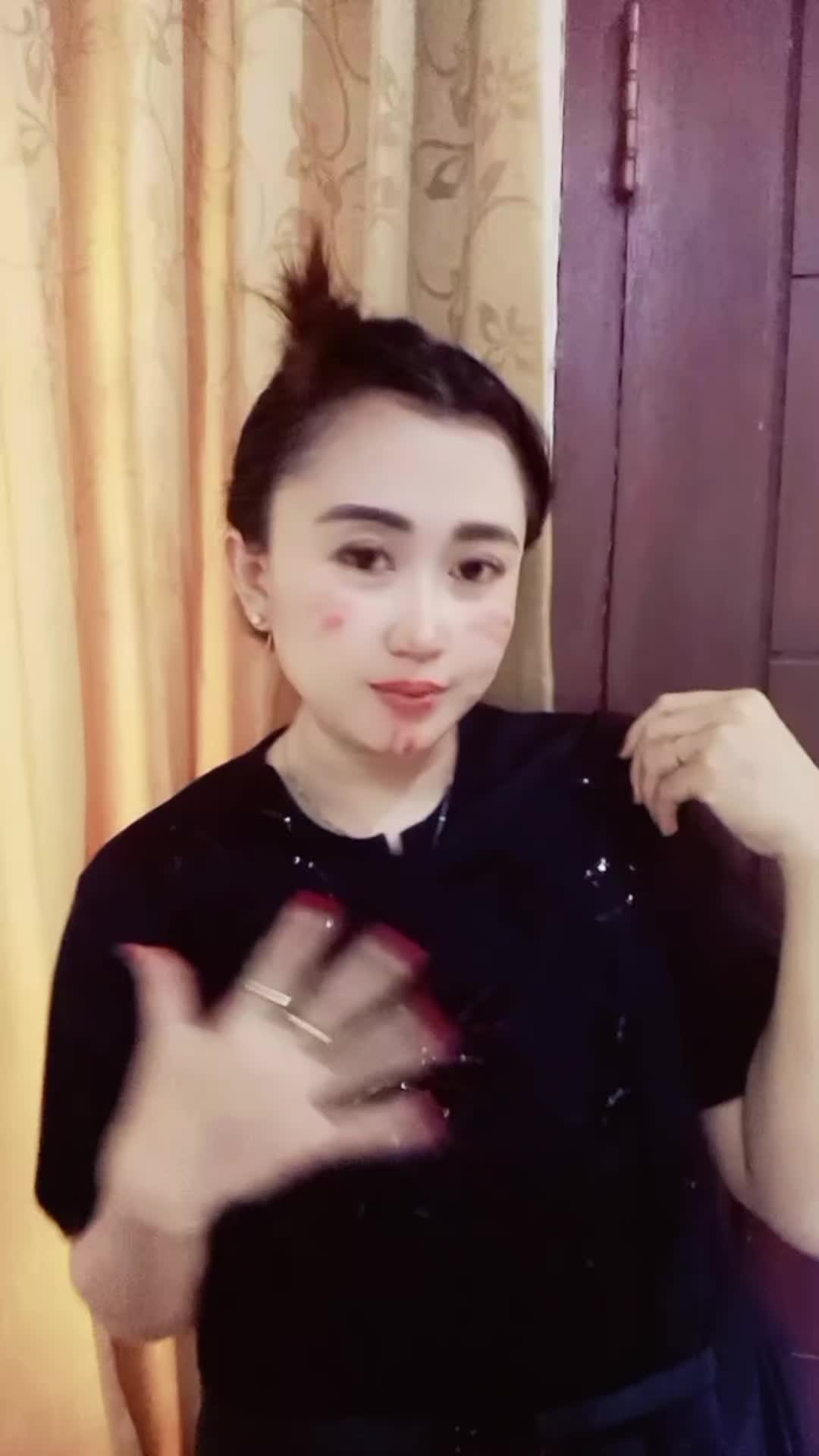 @Vhira