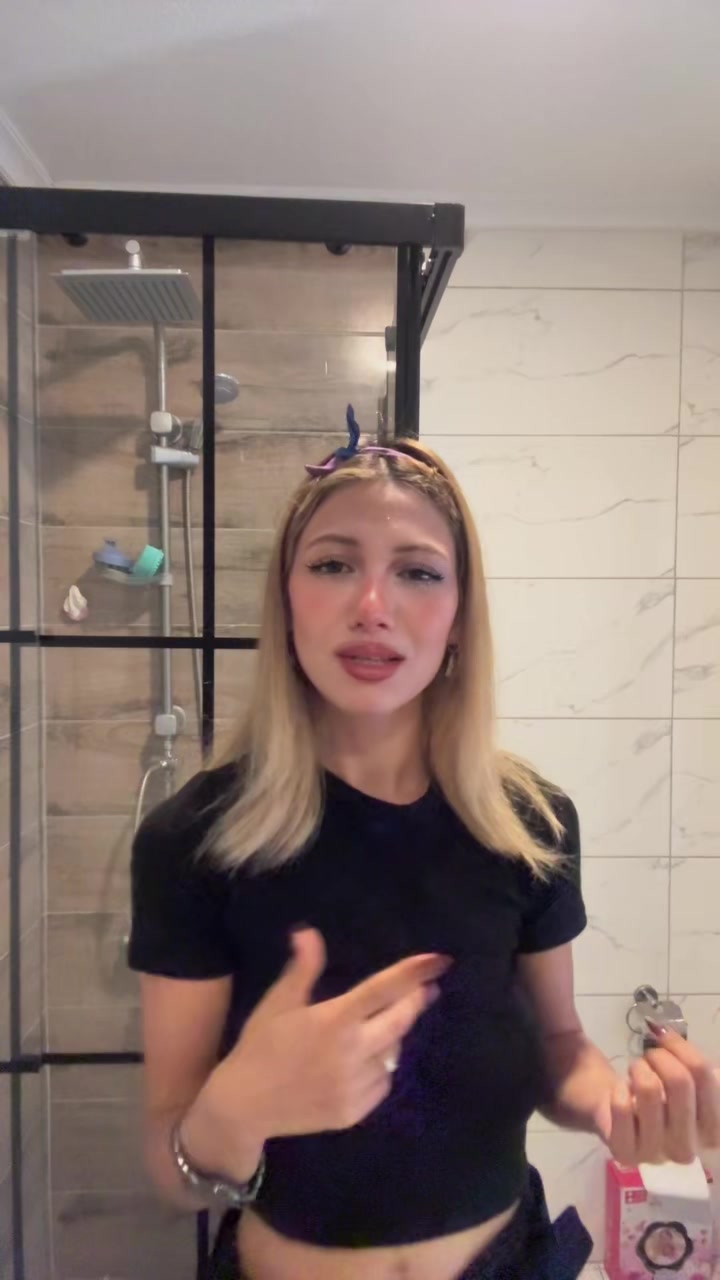 @ezgiakyll