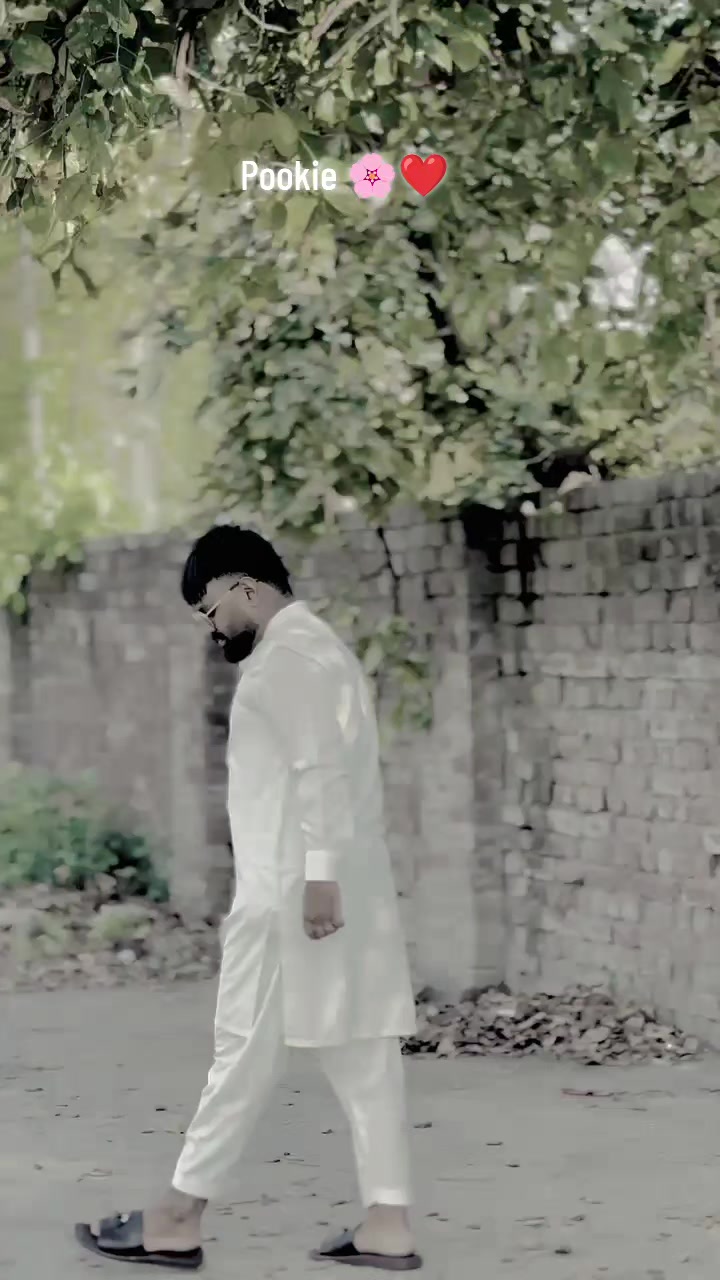 @2002⚜️