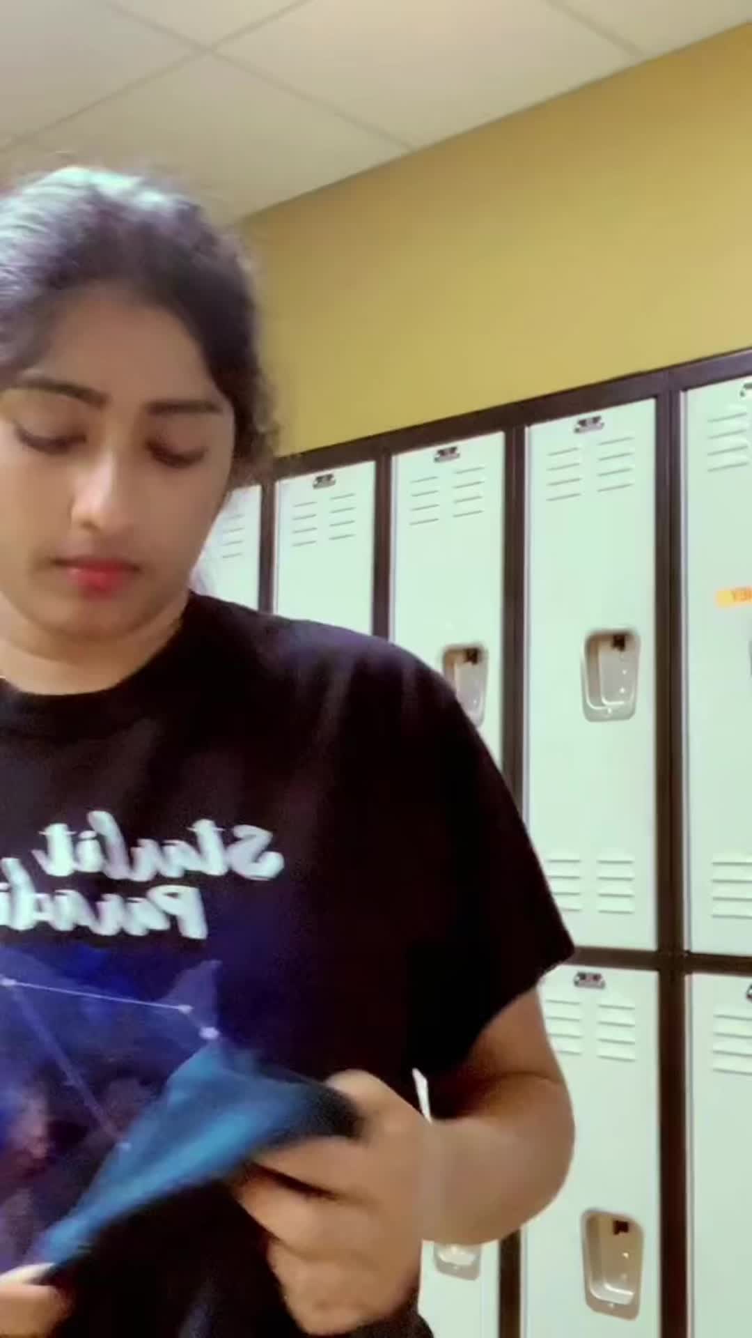 @Cutie 🤗🧿🪬