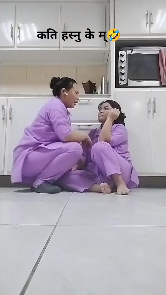 @अनिशा🫂बिनिशा👩👧