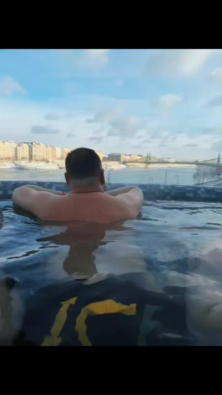 @Matteo Bruno237