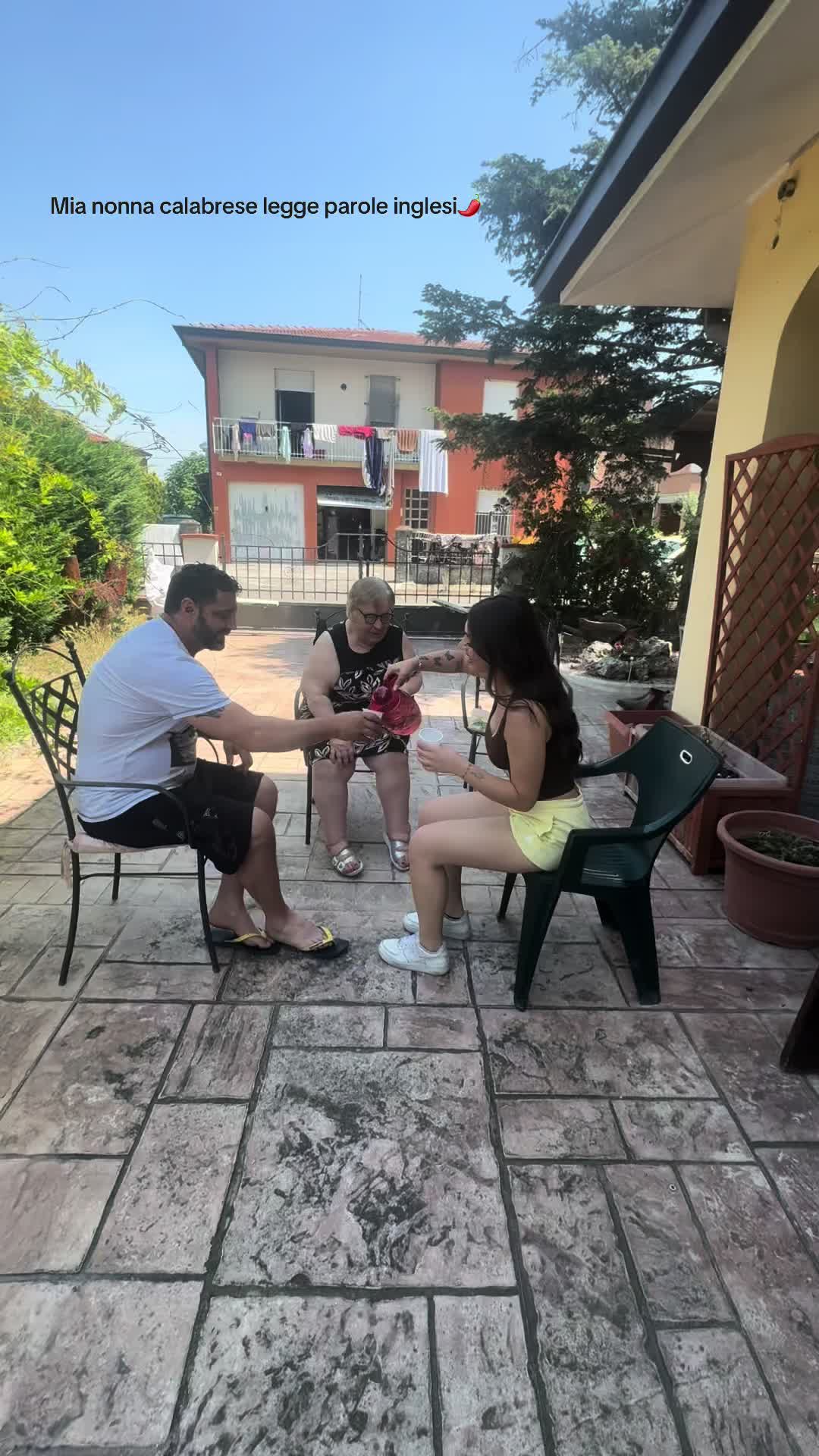 @Asia Aracri
