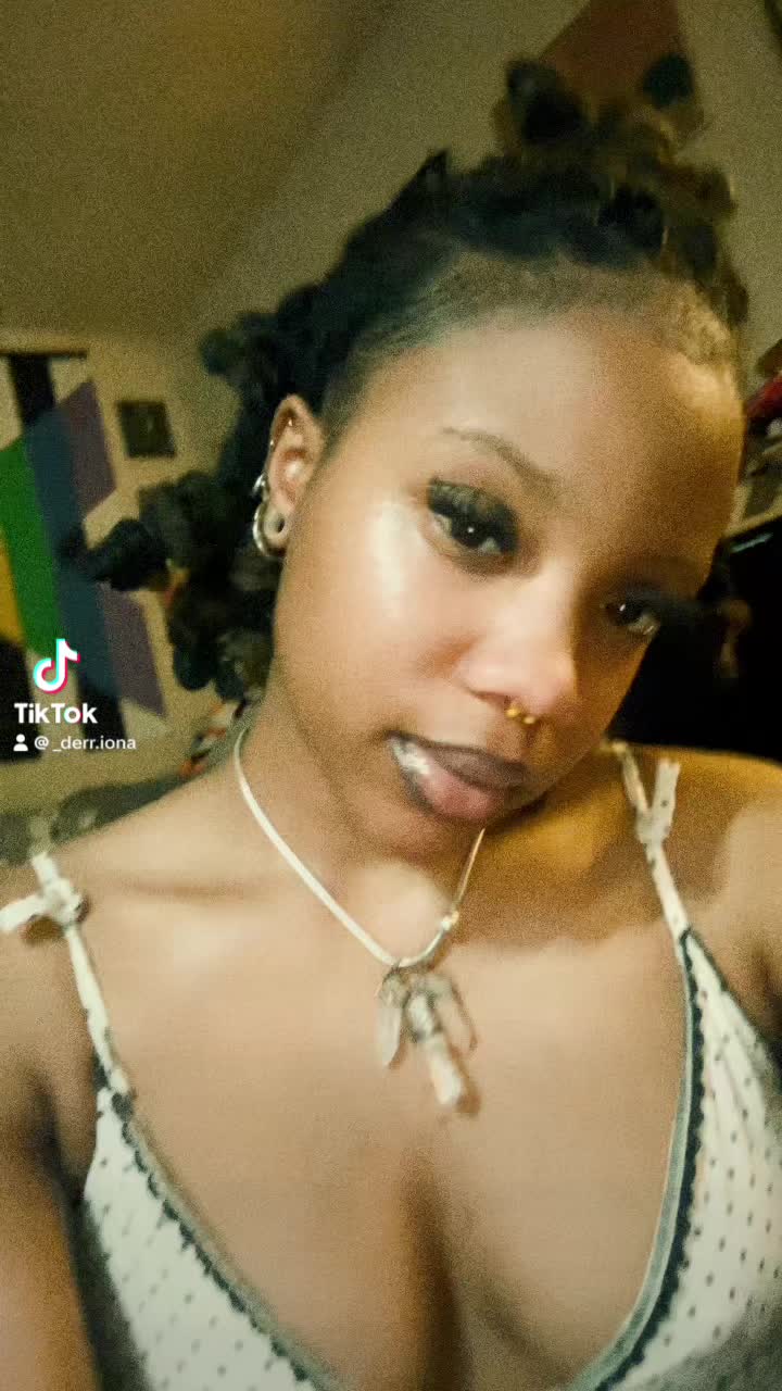 @bobmarley_daughta