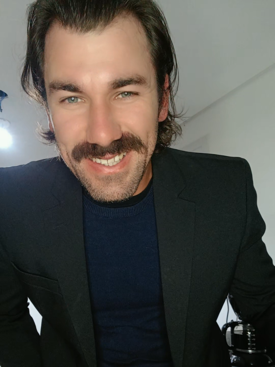 @JulianoGarzão