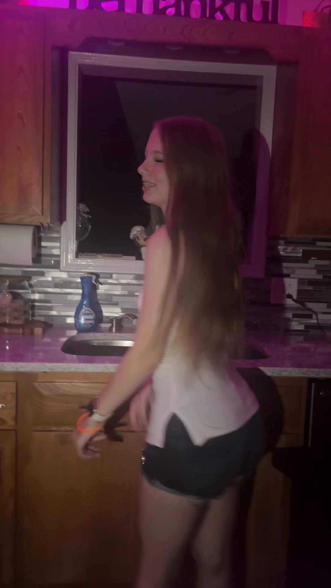 @ella