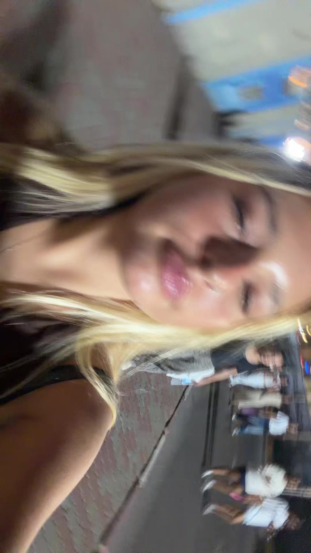 @Eliana