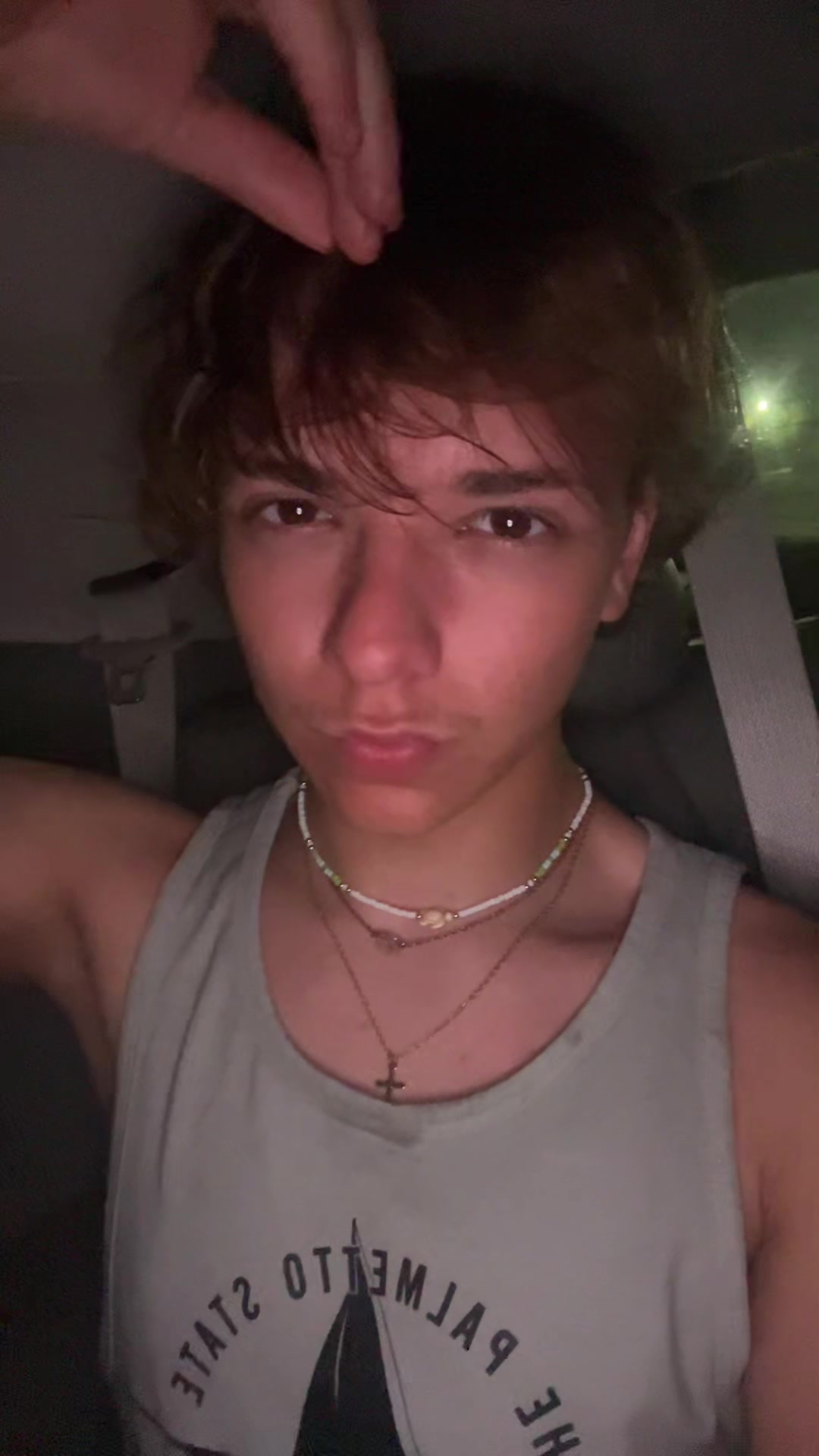 @zestybestie