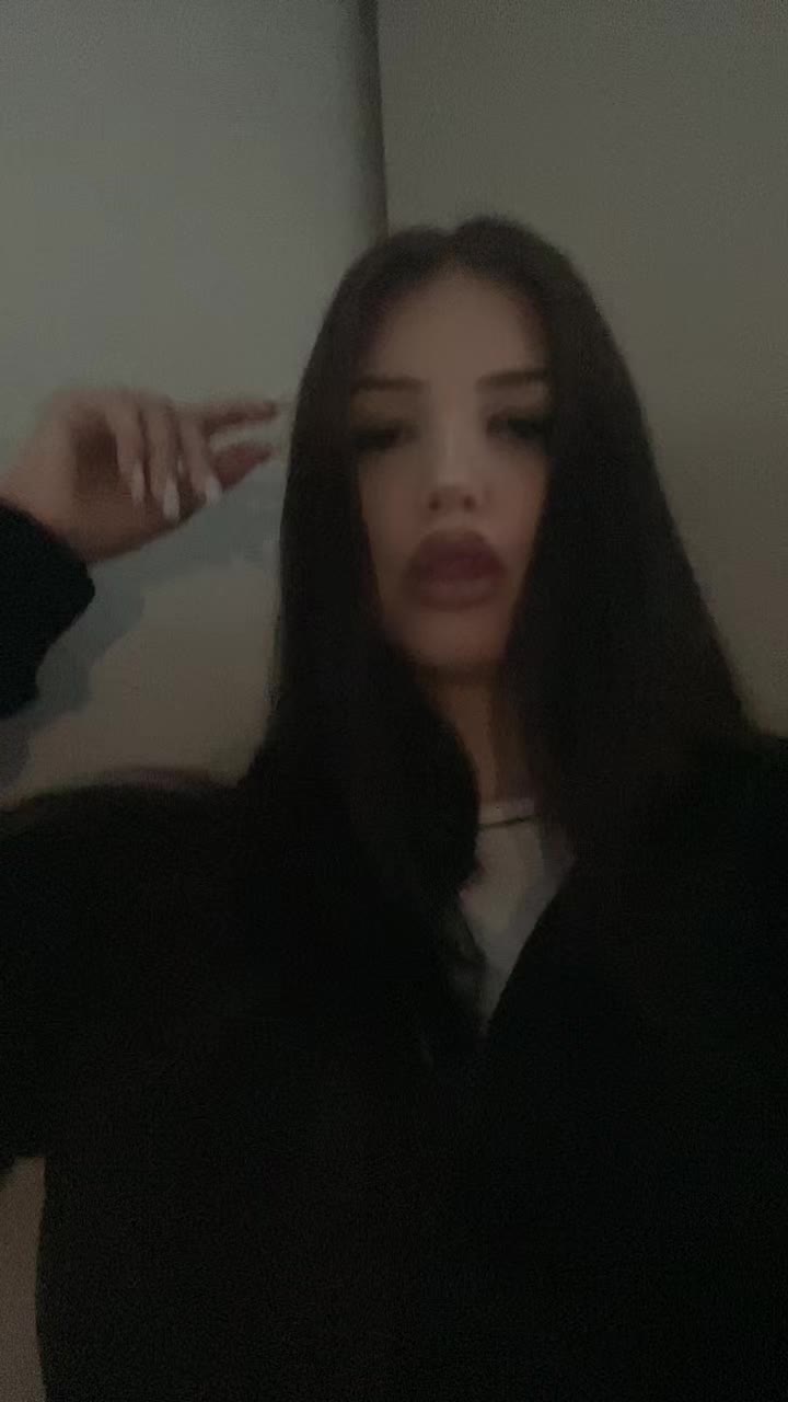 @🍷