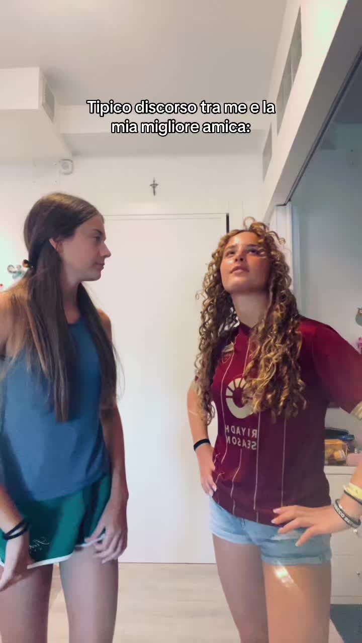 @Twin bitches👯♀️