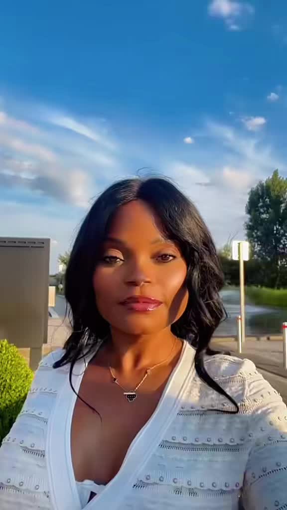 @&Eacute;b&egrave;ne