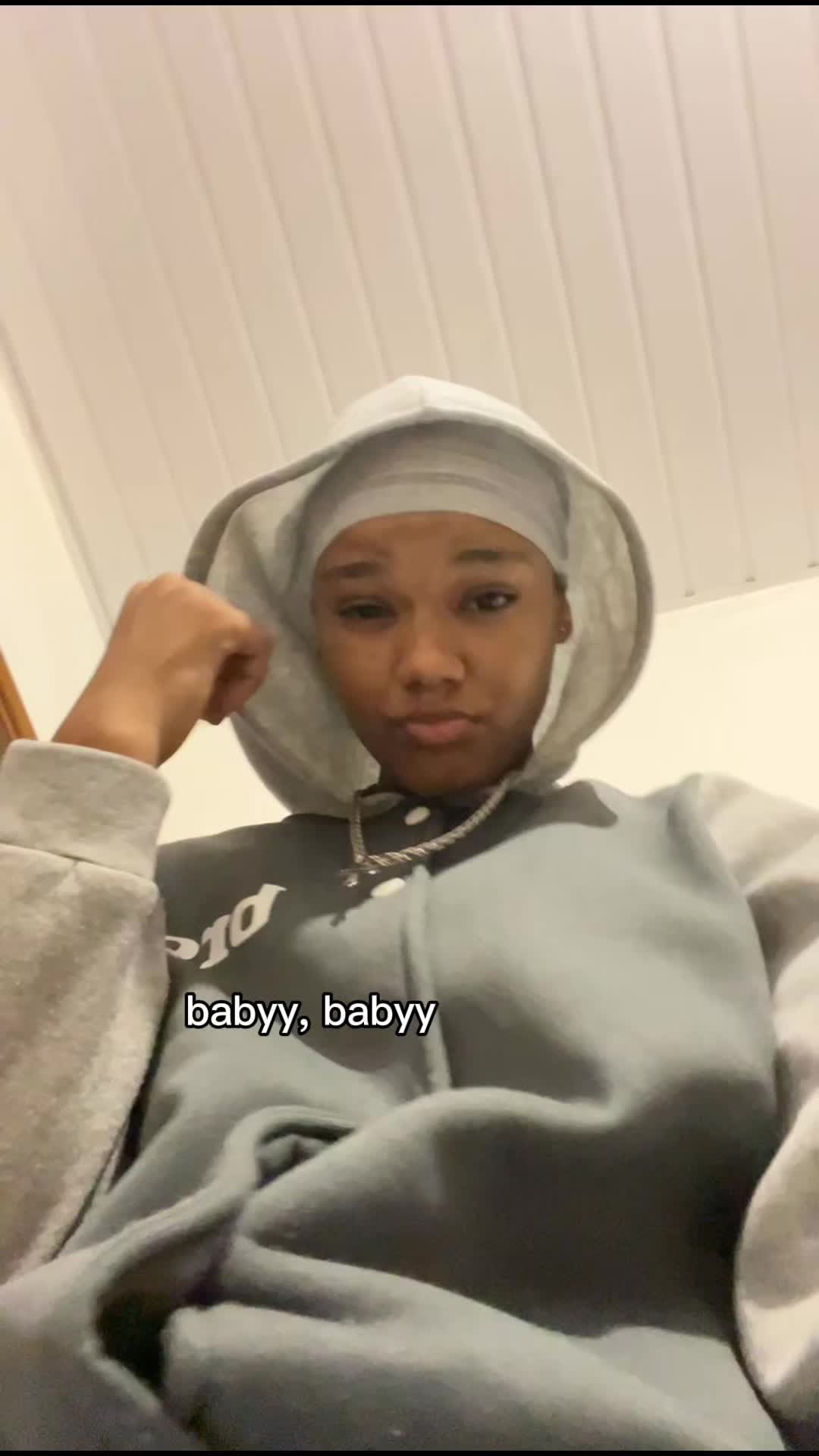 @Aurelie👩🏽&zwj;❤️&zwj;👩🏻