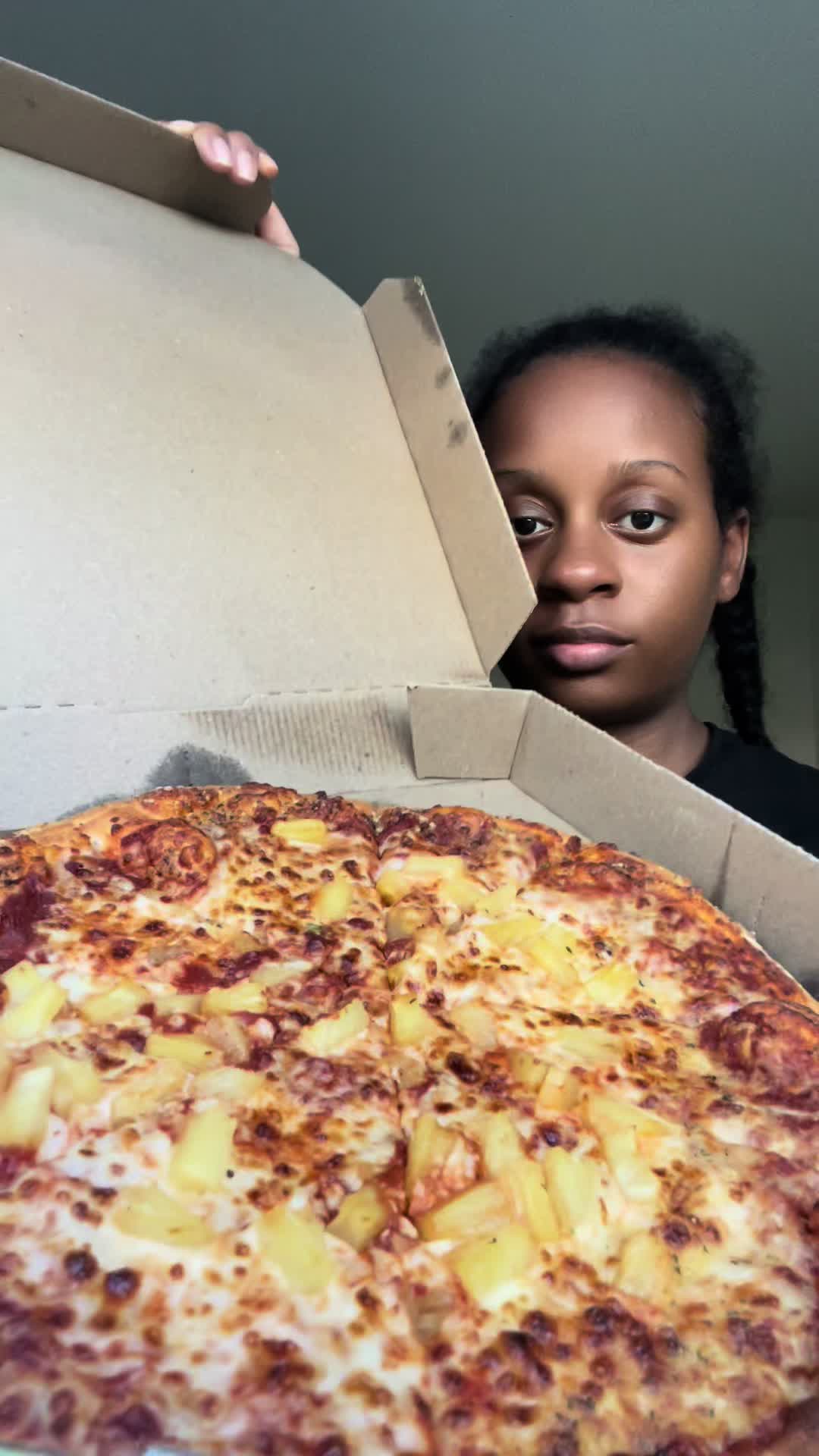 @ASMR EATS WITH NEESH 💋