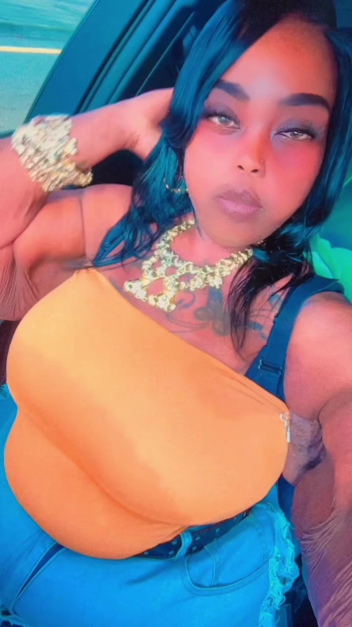 @🥰🥰QUEEN JUJU🥰🥰