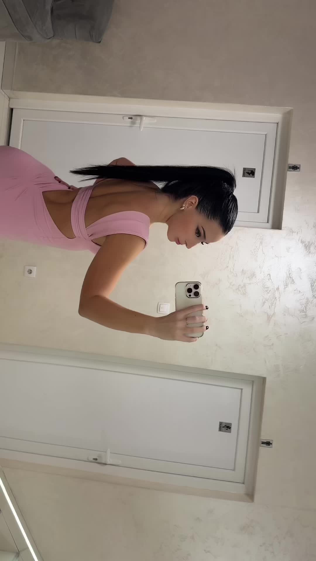 @Tina