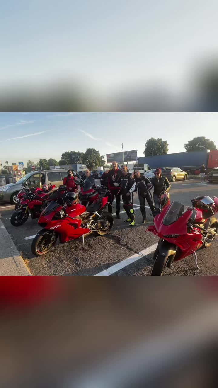 @❤️Ducati in love❤️🖤💙