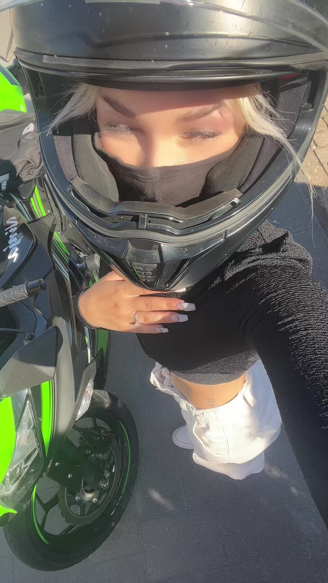 @Tinasports_