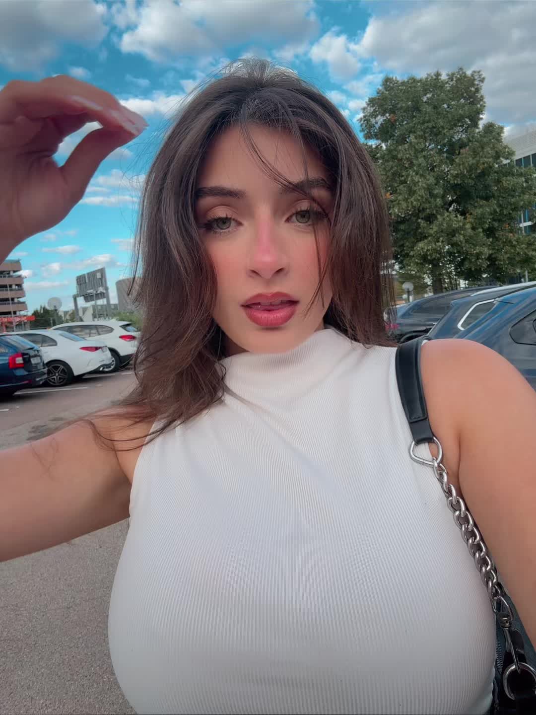 @J O J O