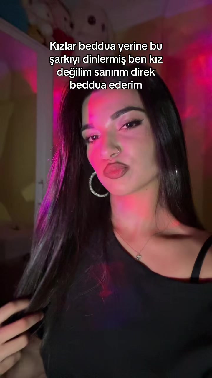 @𝖄𝖆𝖗𝖊𝖓 🎀