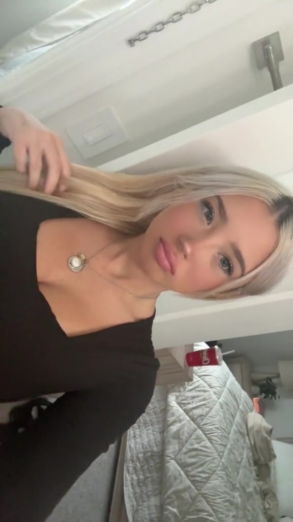 @zoejriserr
