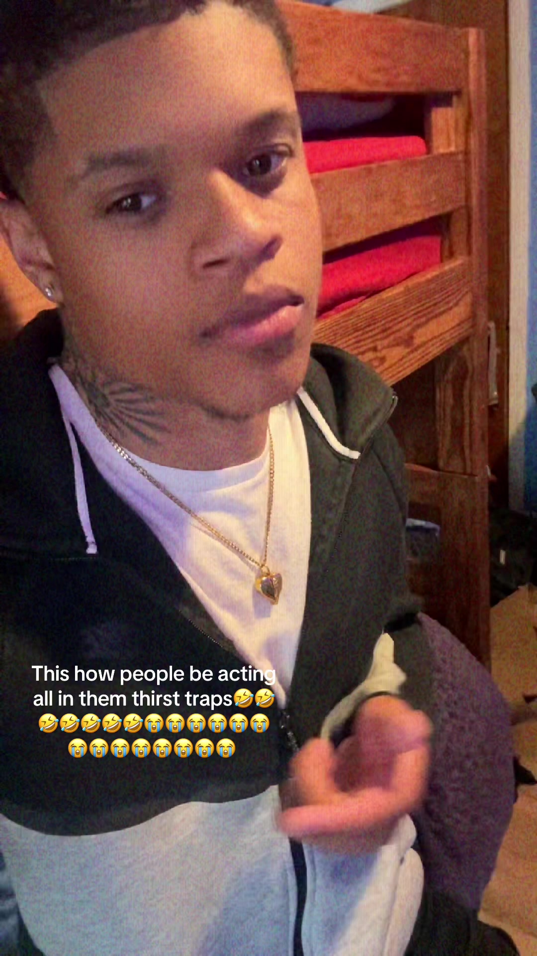 @Emoney 🐍🩸
