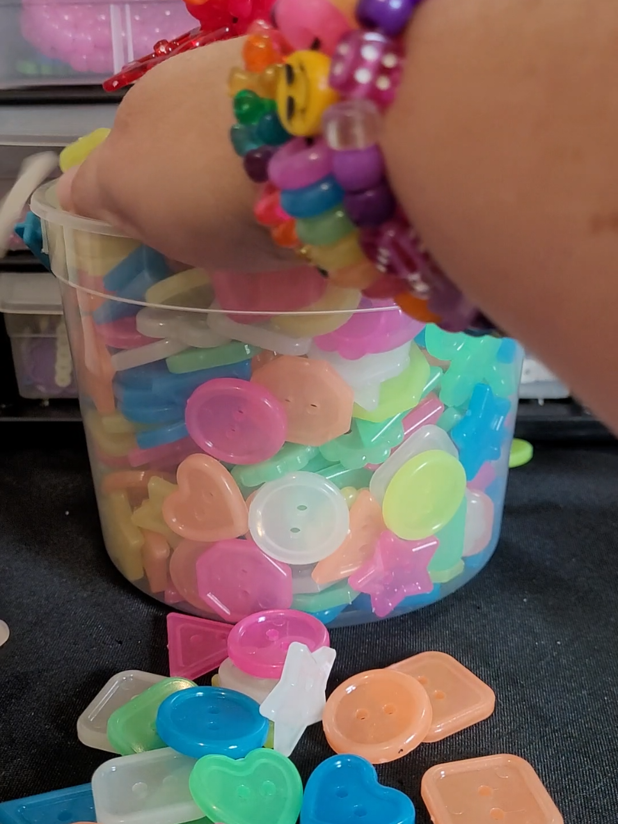 @Kandi Toybox kandi kid, raver