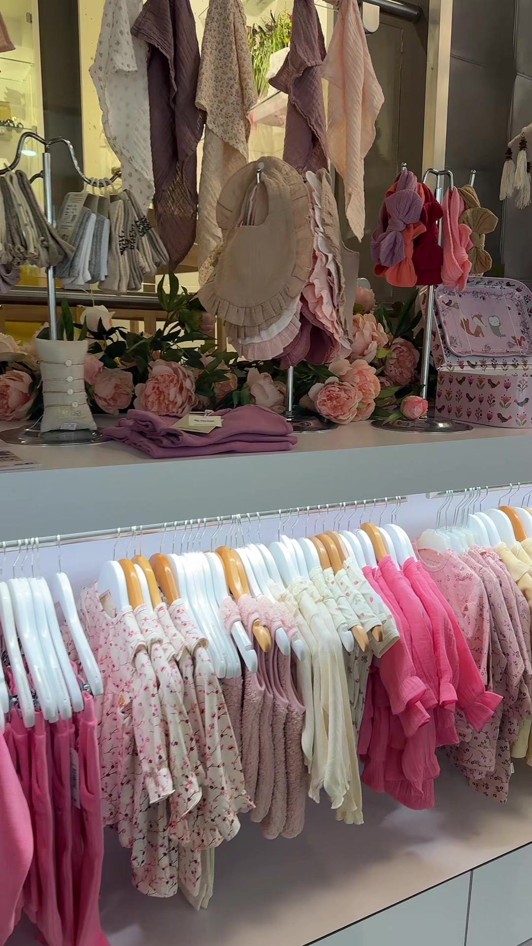 @littlechiqfashion