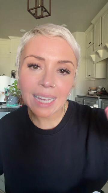 @Ms_Sarah_Sparkles