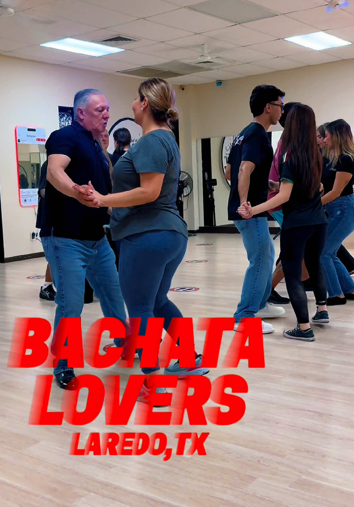 @Latinos Academia de Baile