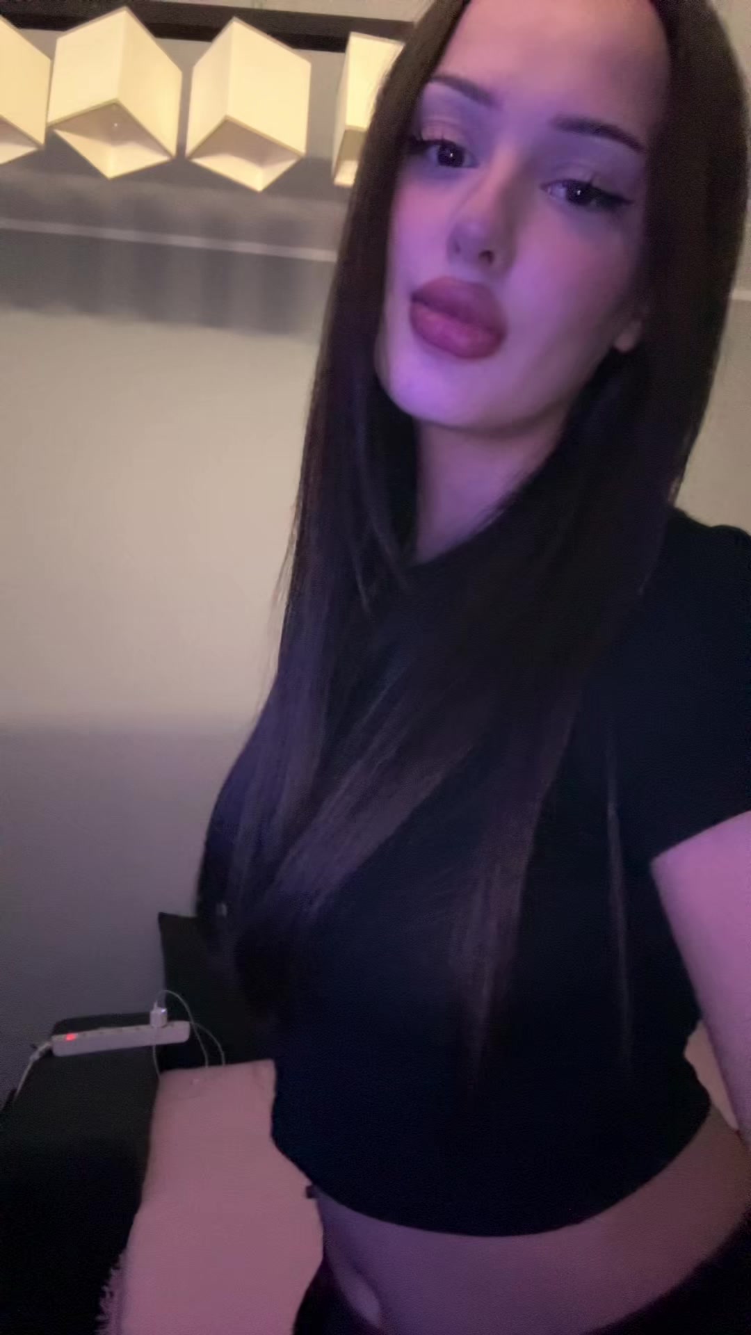 @￴￴￴