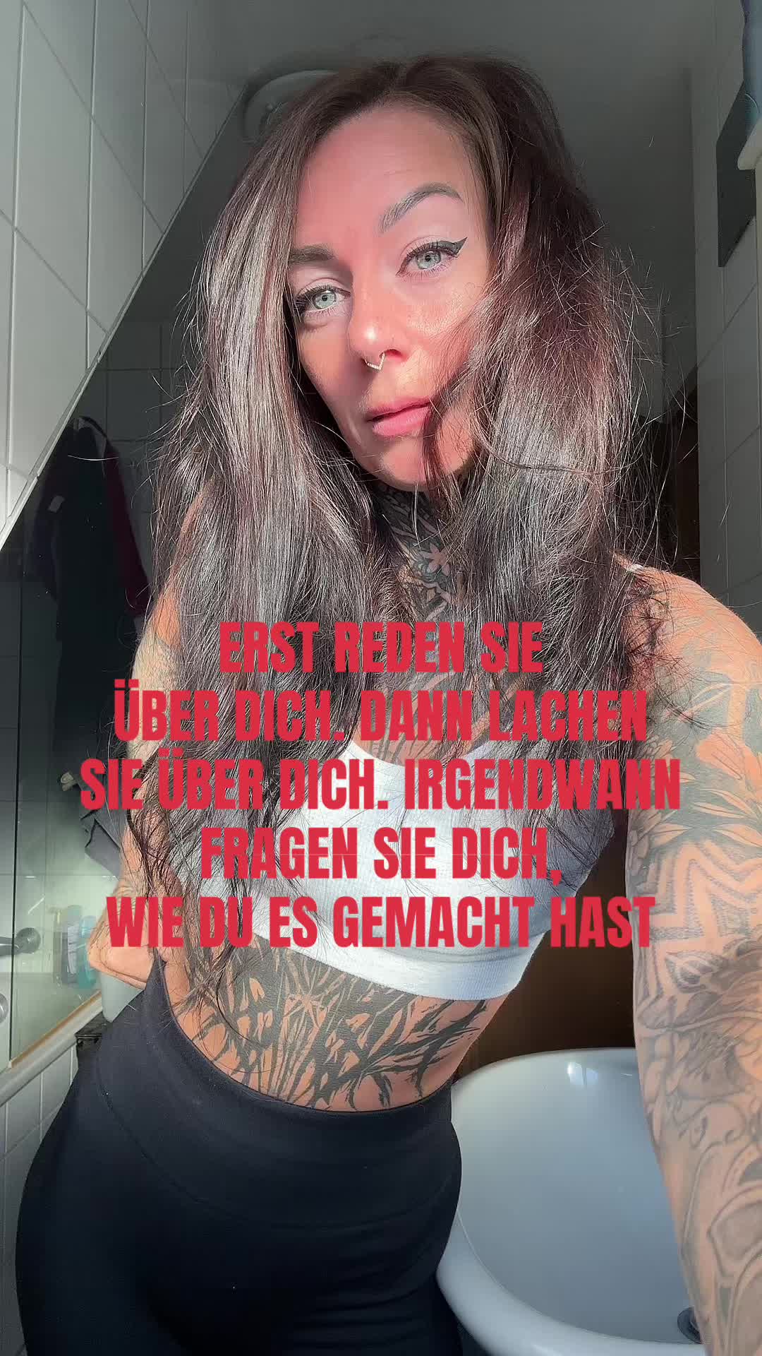@T&auml;towiertes Assi-Weib