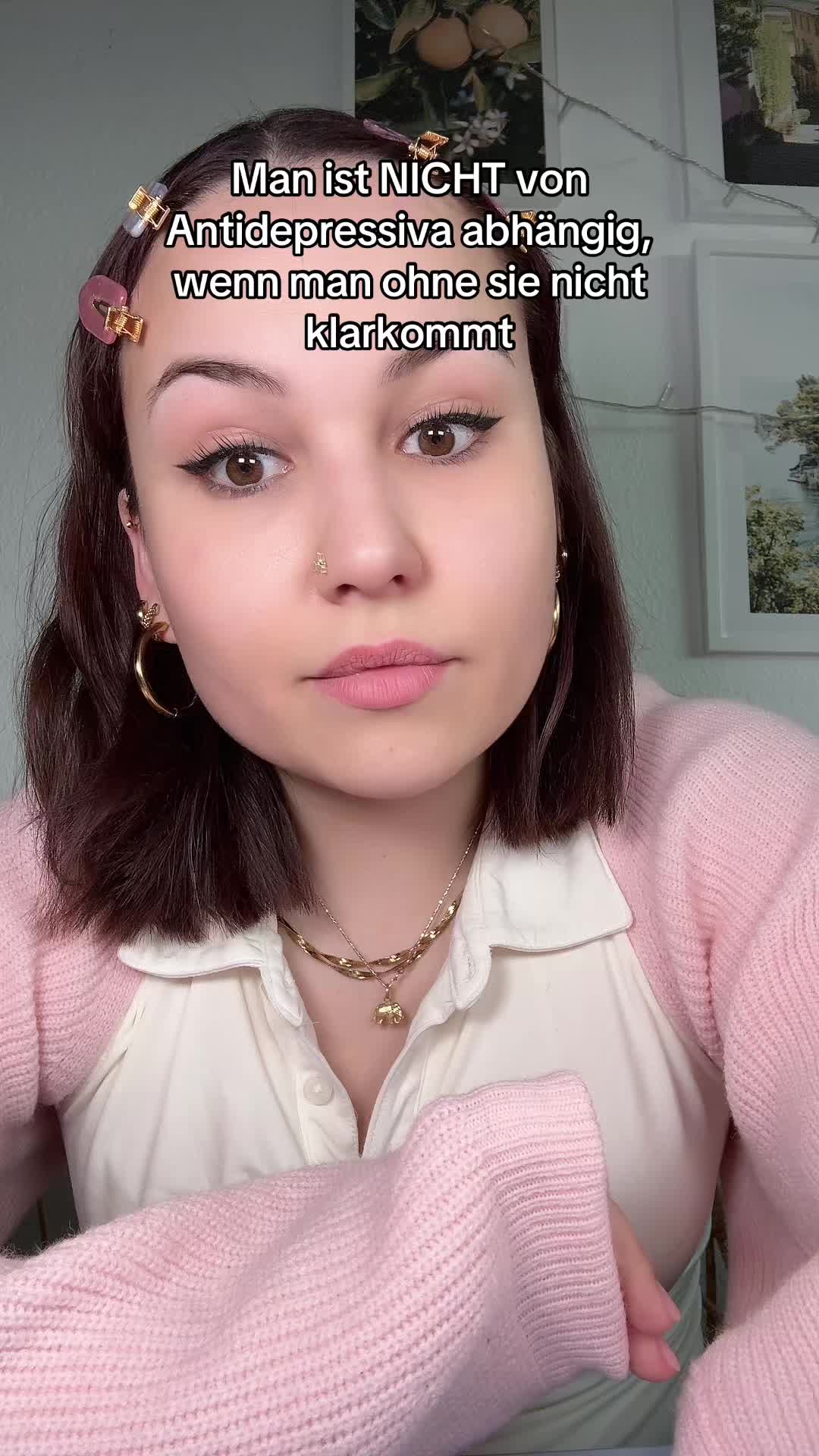 @laurassoberlife