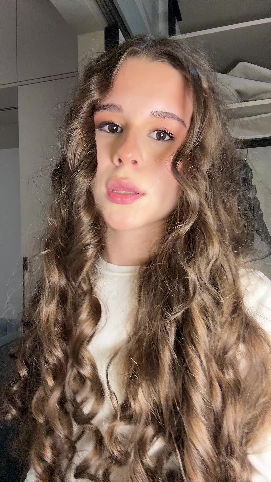 @anateri