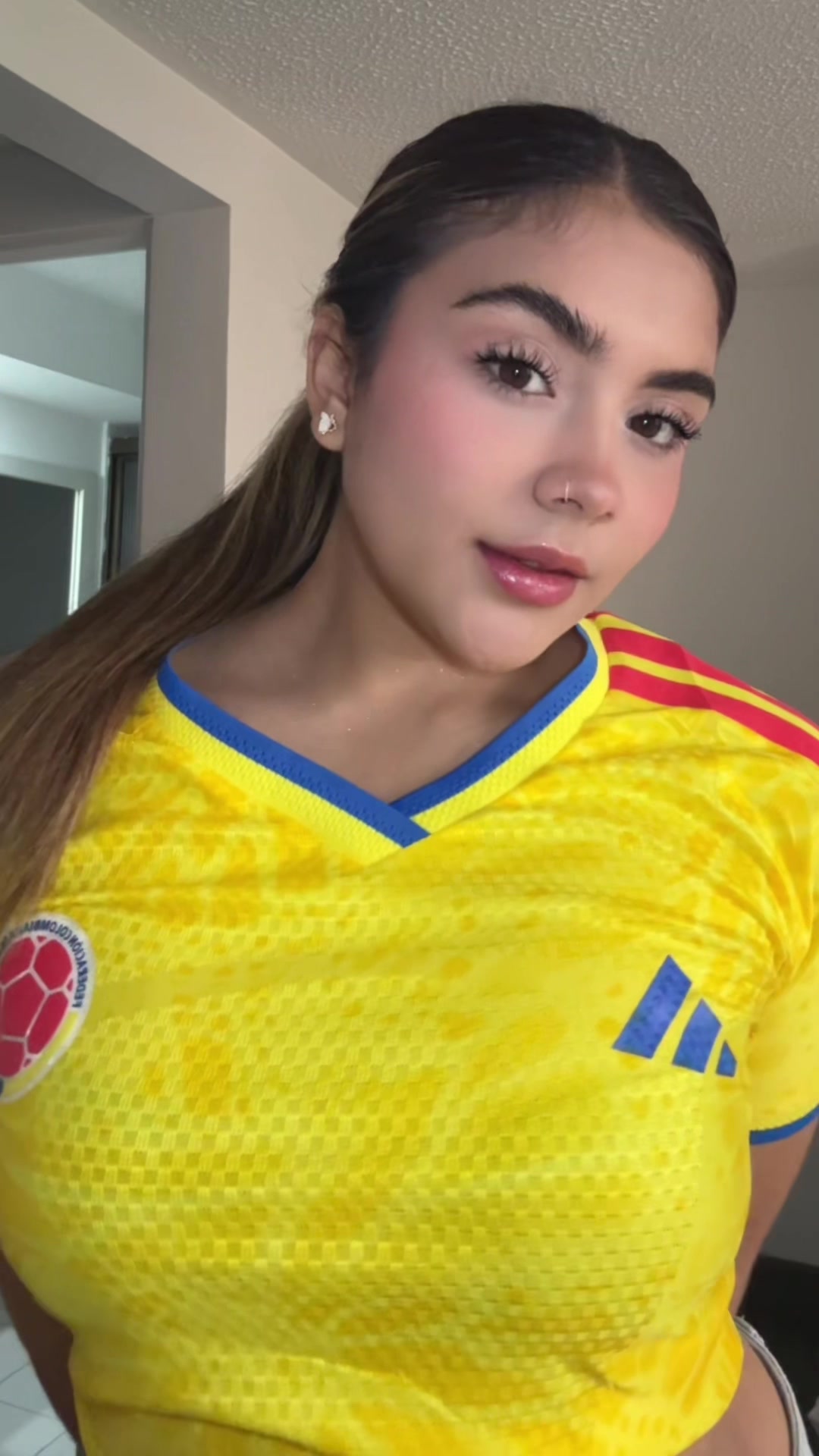 @JULIANA