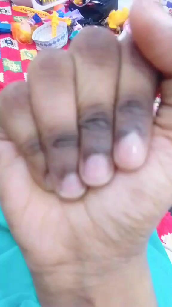 @Dhivni💯🫂