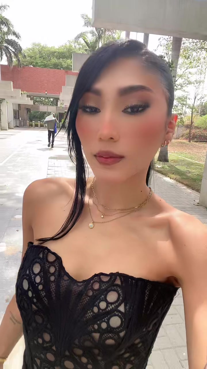 @Danii