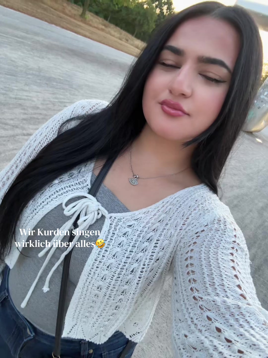 @pella.Rojava