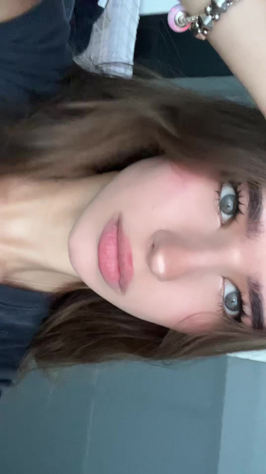 @lizka
