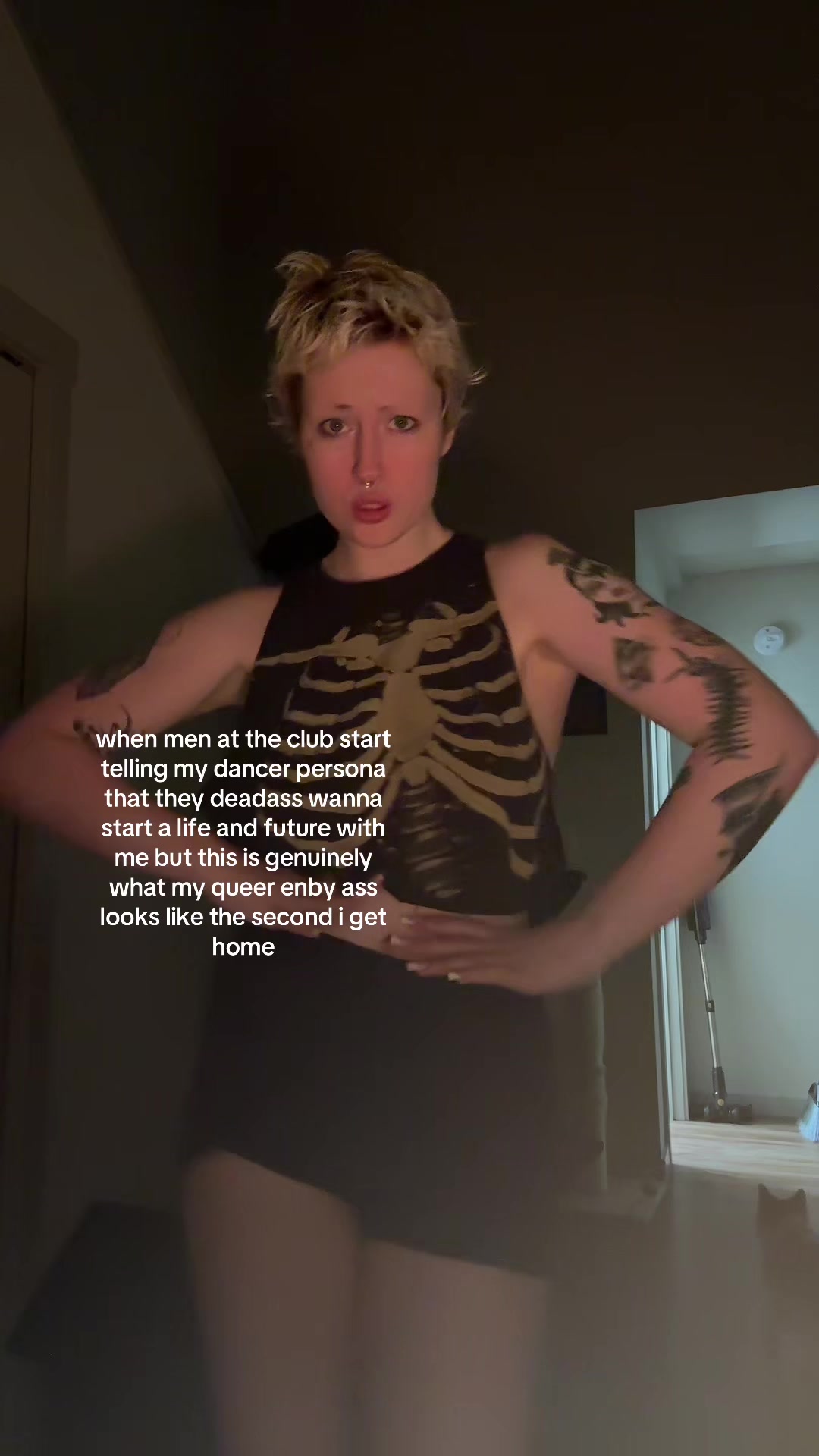 @;-;