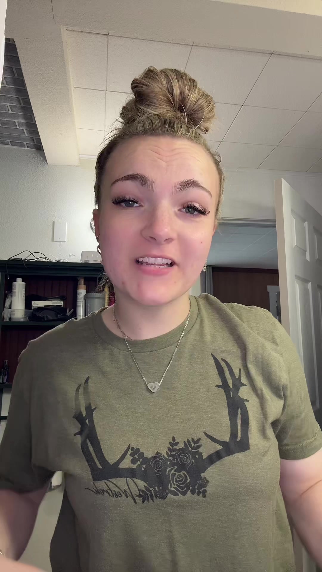 @yiyaclaire