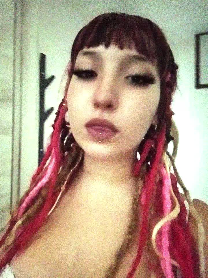 @syyyyria🪷🦟🕷️