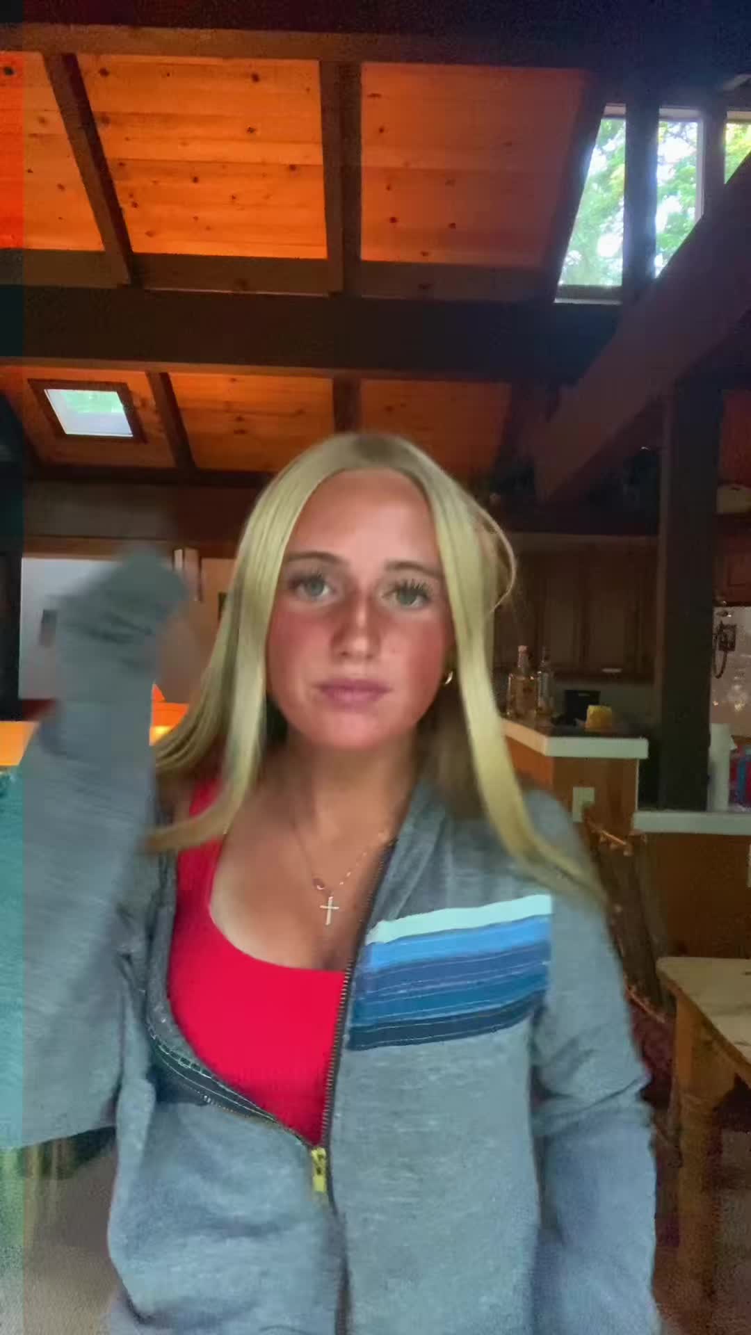 @Ava
