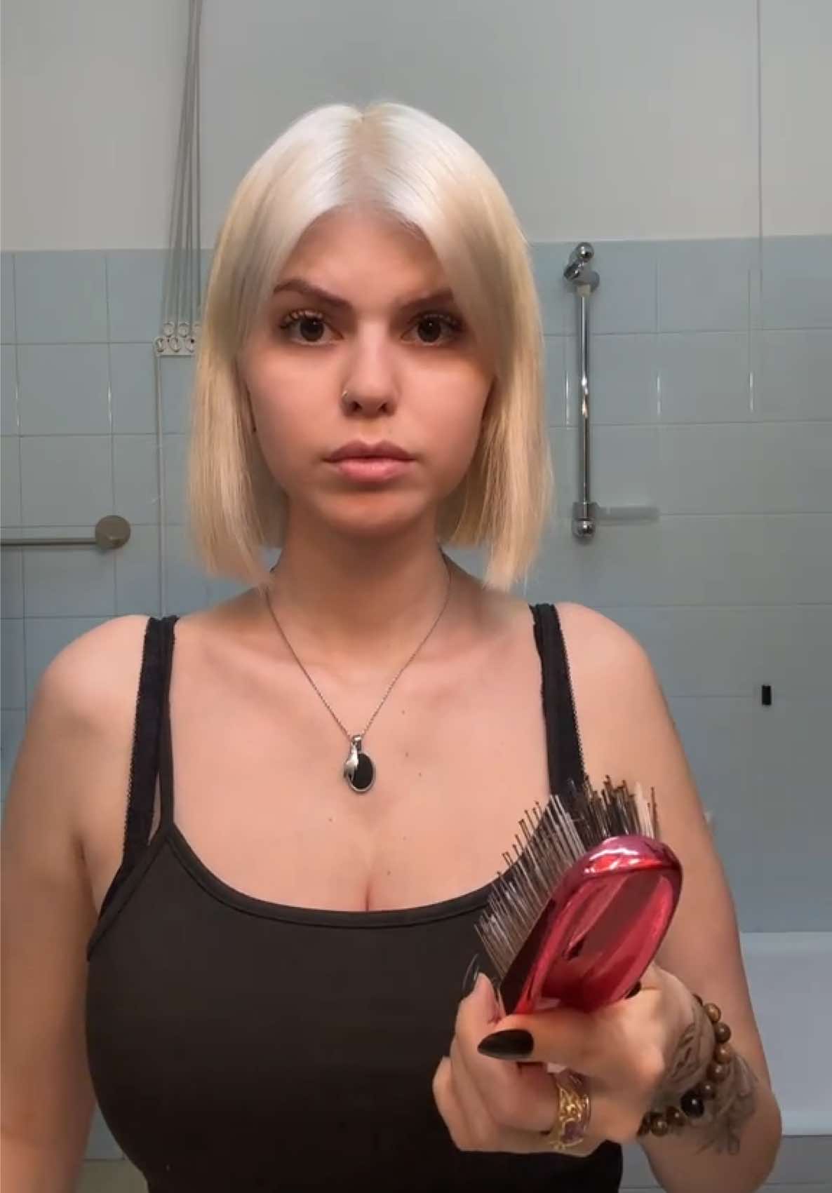 @aishaddams