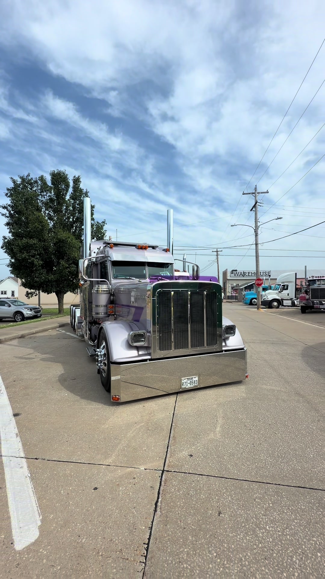 @truckshowjoe