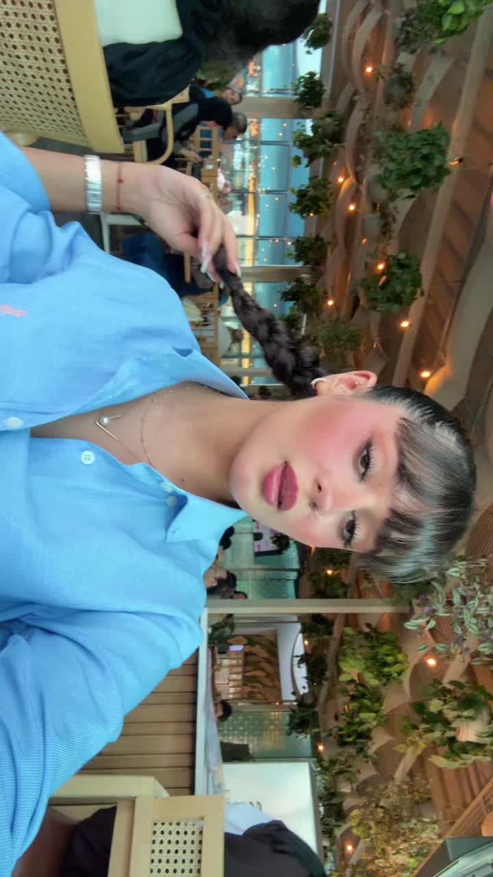 @iihelliyaa