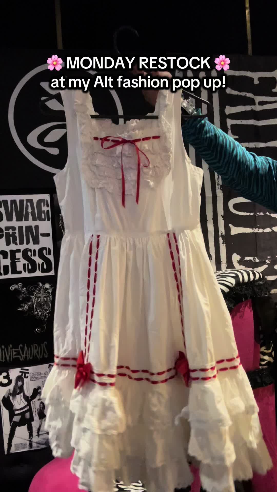@liviesauruss