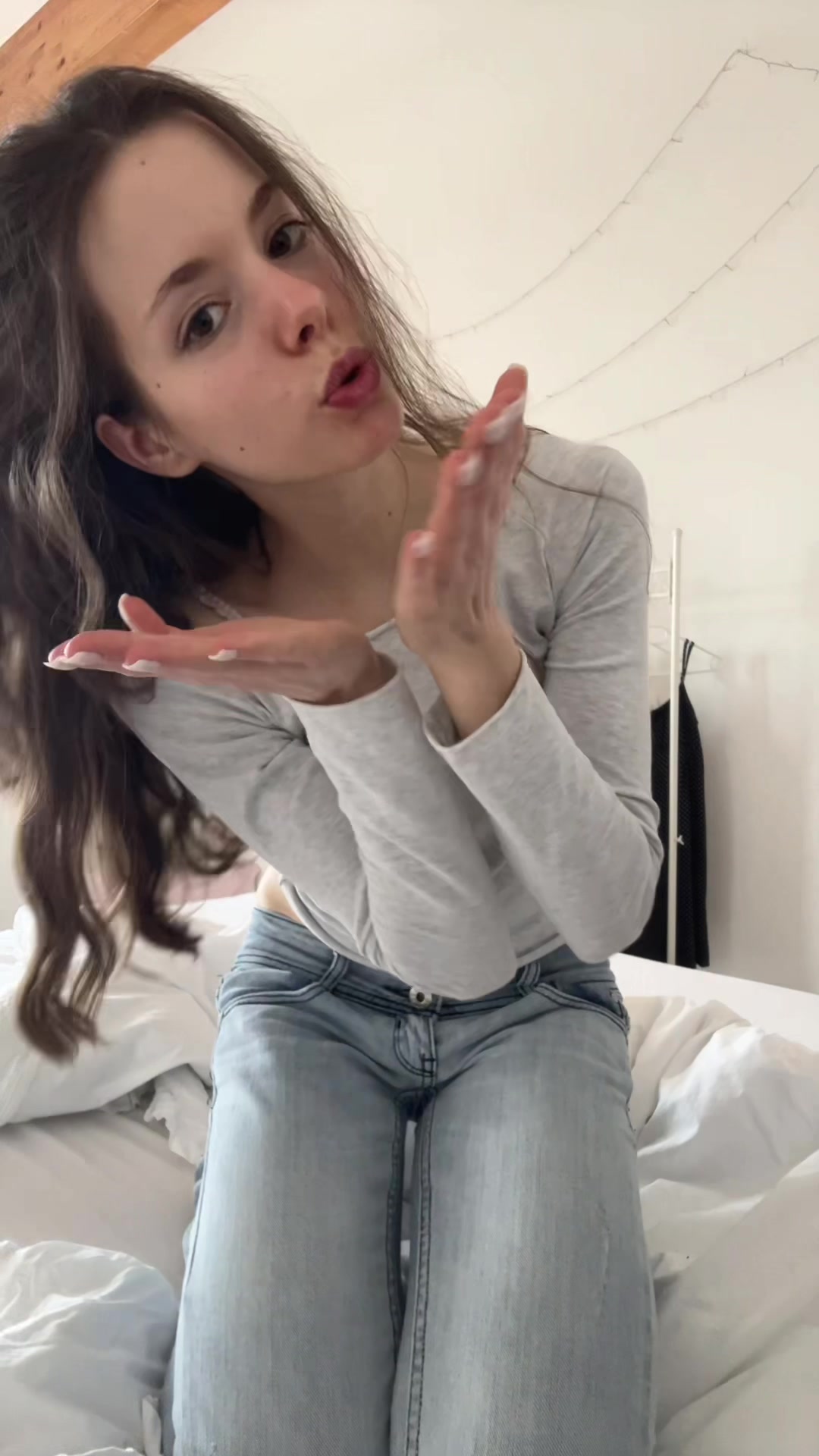 @𝒶𝓁𝒾𝓎𝒶🩰🪽